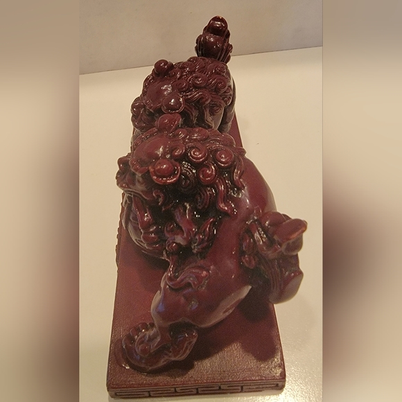 Traditional vintage Okinawa Shisa Dogs (Foo Dogs)Cinnabar resin pre-owned - Picture 3 of 9